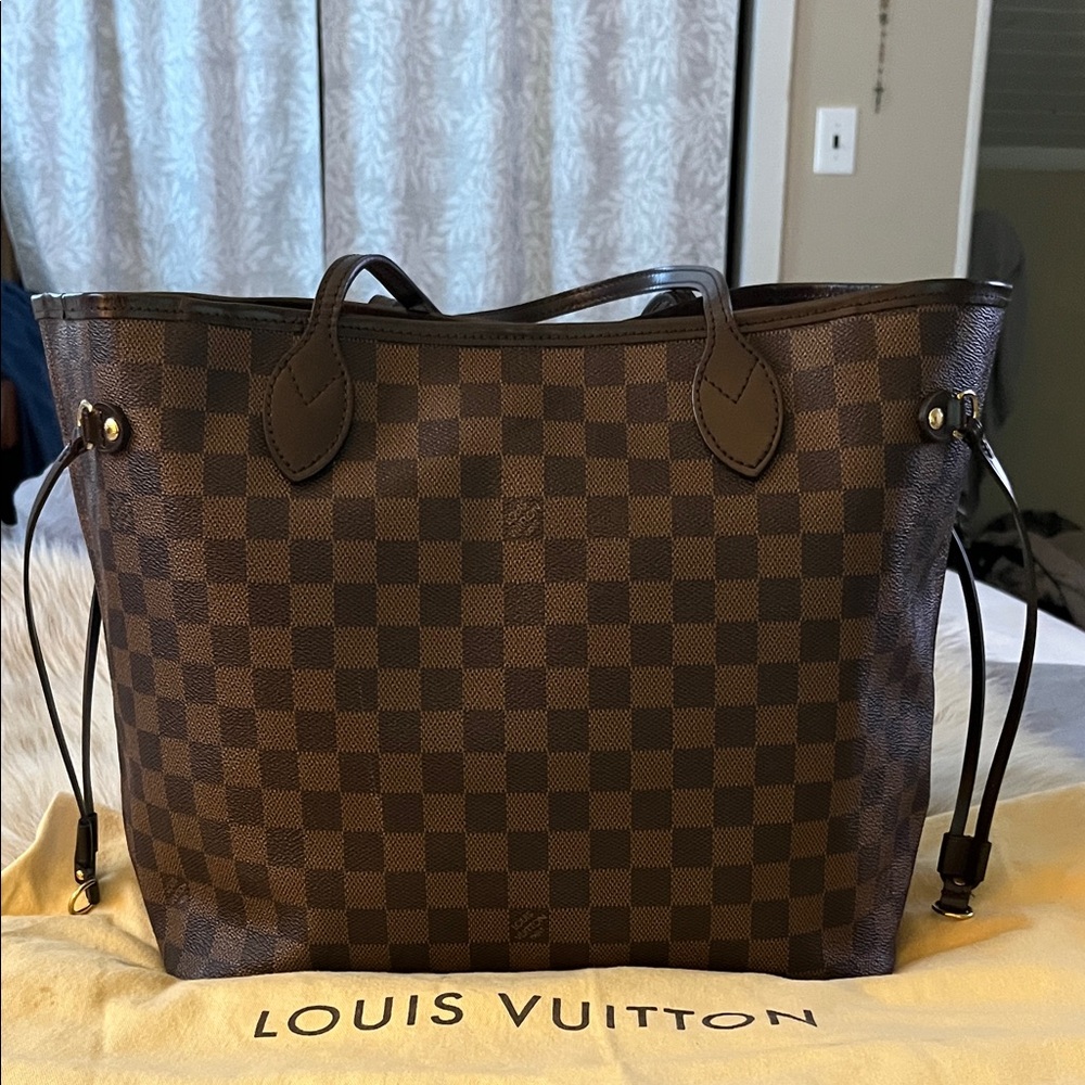 AUTHENTIC Louis Vuitton MM DamierTote with ballerina pink lining LIKE NEW